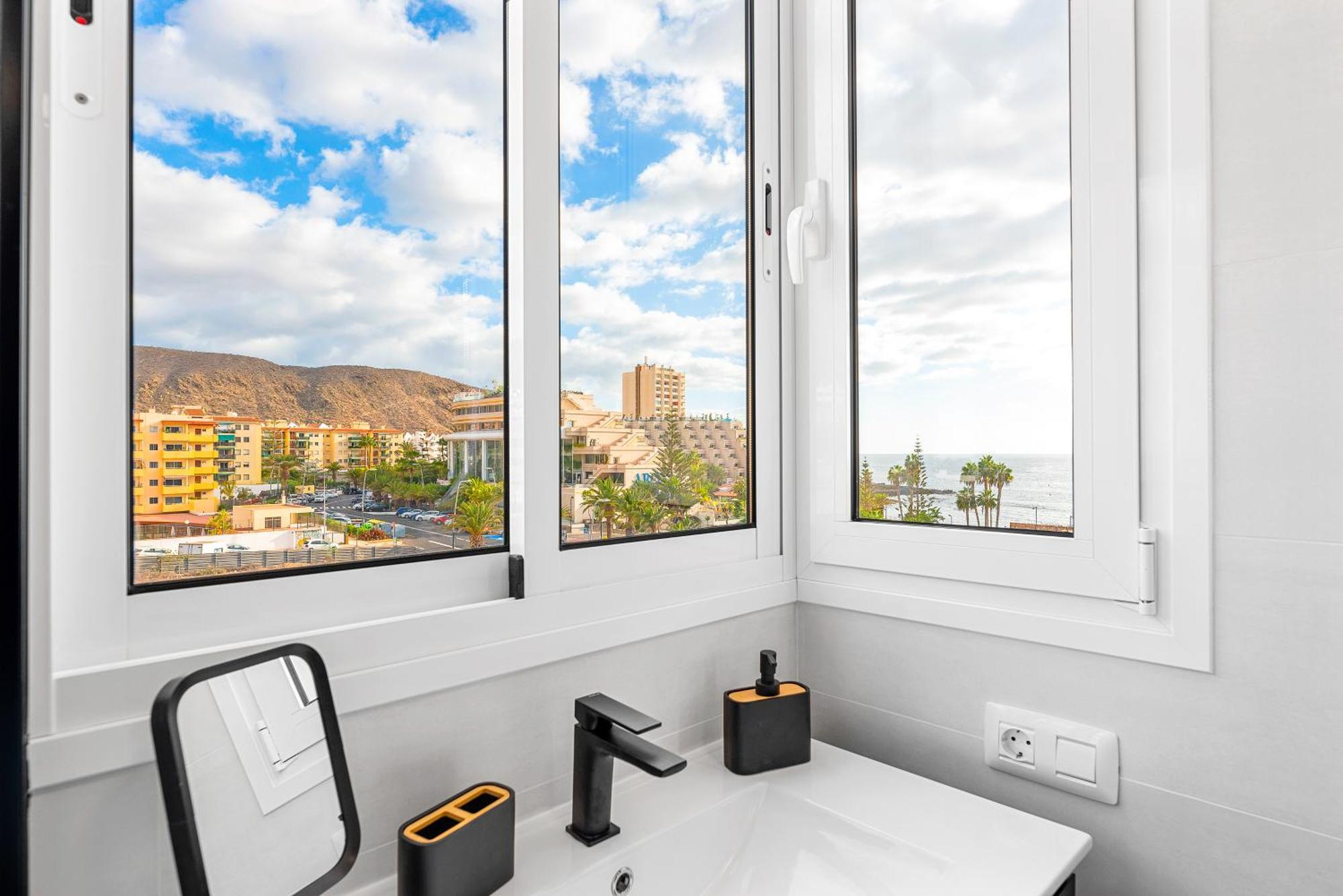 Sasha Suite Tenerife Los Cristianos  Bagian luar foto